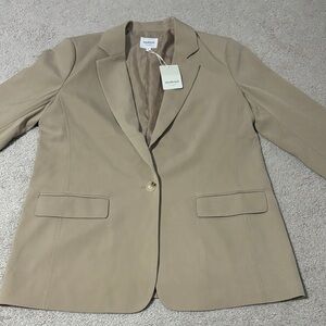 Weekend Los Angeles Tan Women's Suit Jacket
